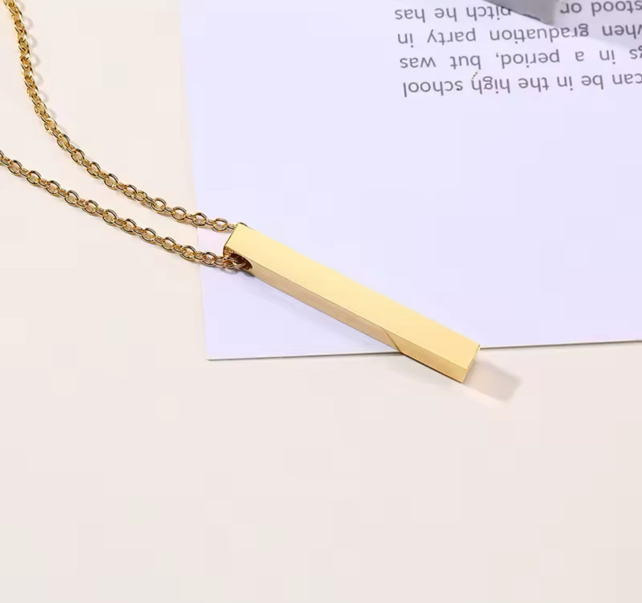 ENGRAVED 3D BAR NECKLACE