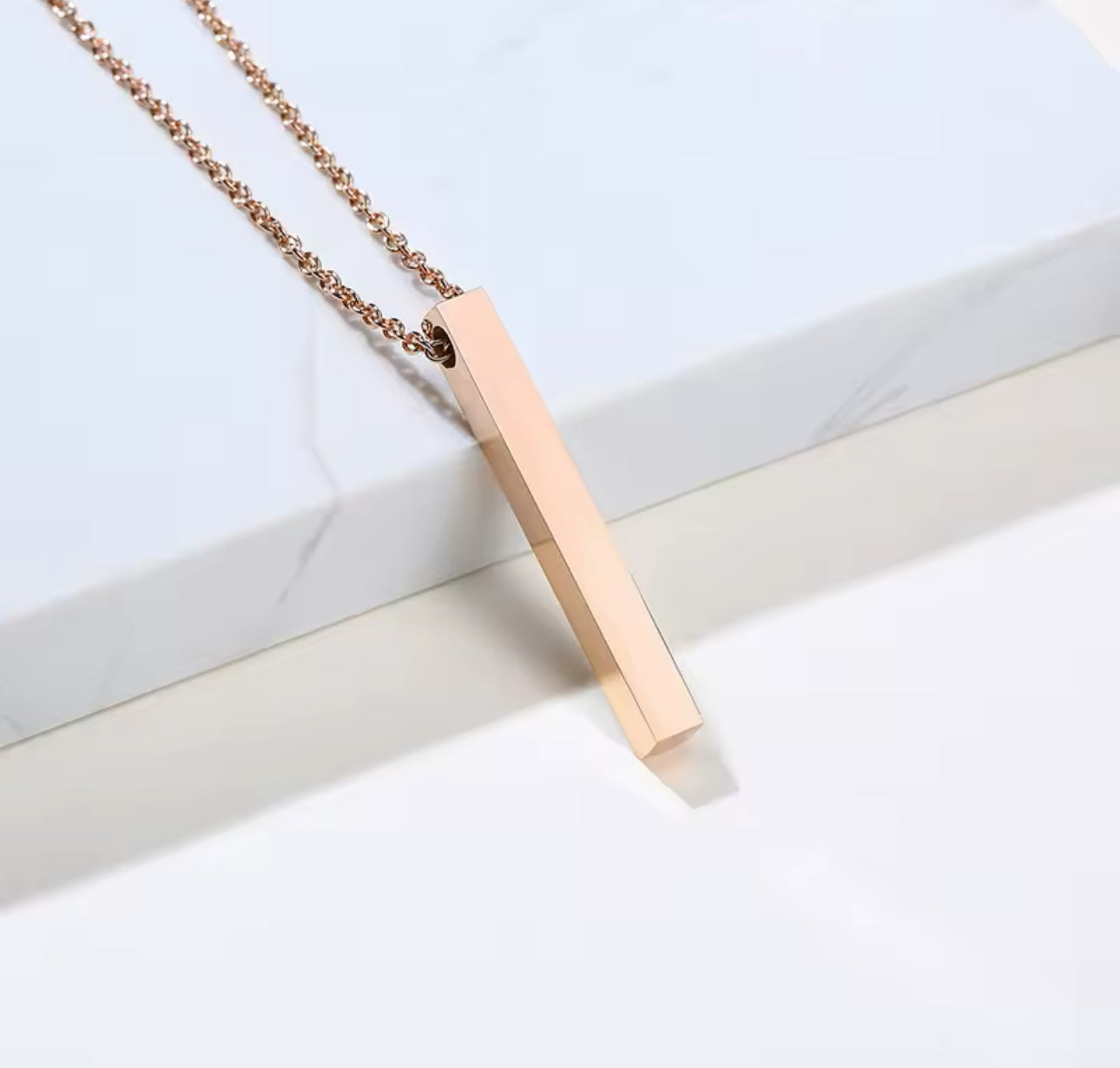 ENGRAVED 3D BAR NECKLACE