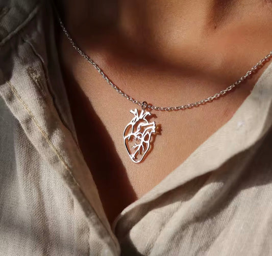 ANATOMICAL HEART NECKLACE