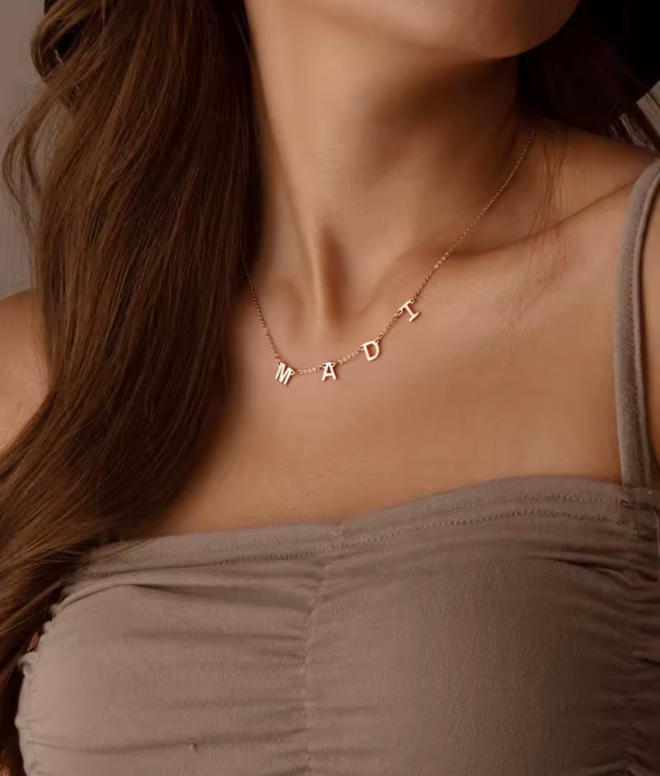 Lilas Initial letter necklace